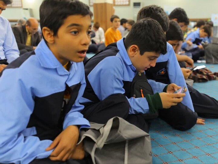 تصاویر/ نماز عبادی سیاسی جمعه در ساوجبلاغ