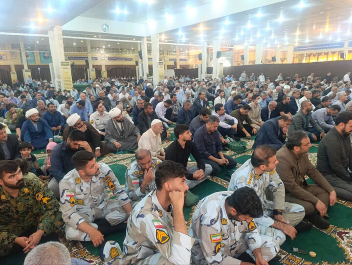 نماز جمعه بوشهر به روایت تصویر