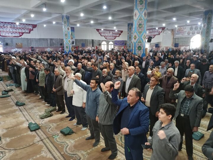 تصاویر/ نمازعبادی سیاسی جمعه کاشان