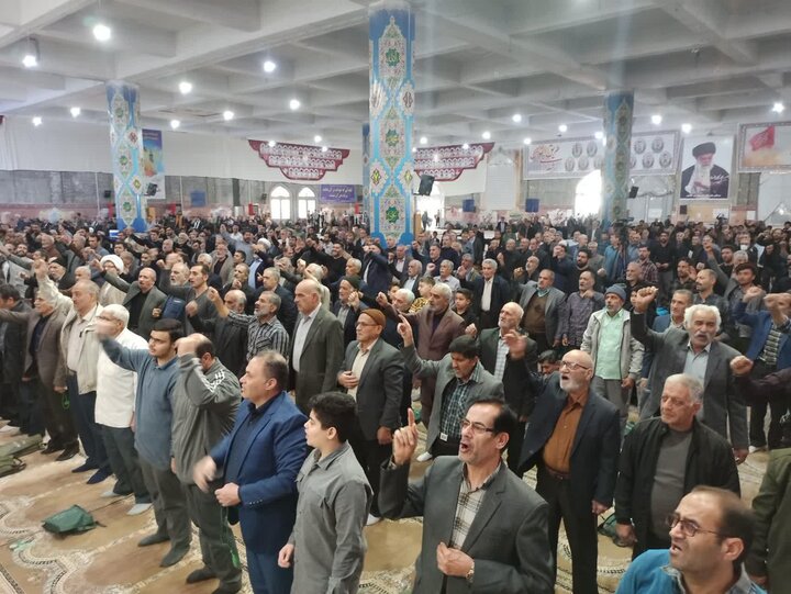 تصاویر/ نمازعبادی سیاسی جمعه کاشان