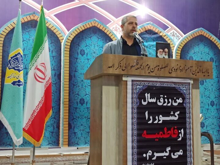 تصاویر/ نمازعبادی سیاسی جمعه کاشان