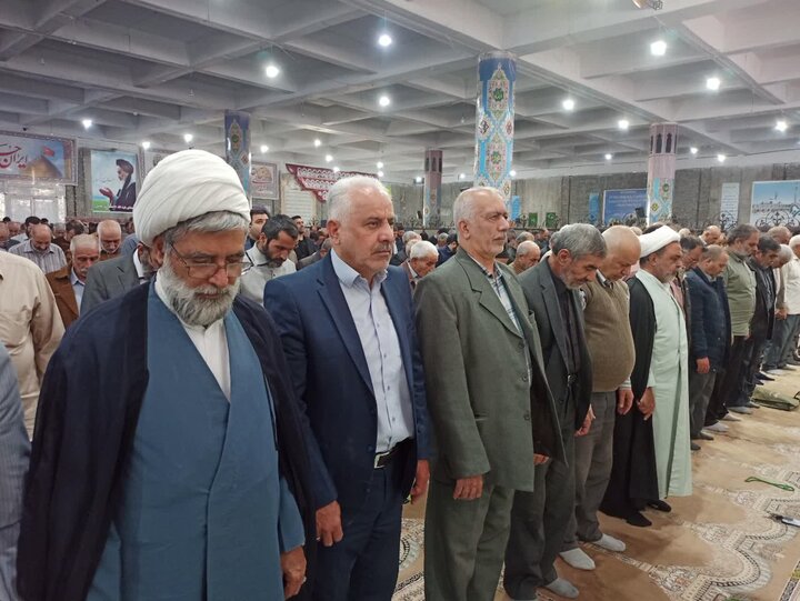 تصاویر/ نمازعبادی سیاسی جمعه کاشان