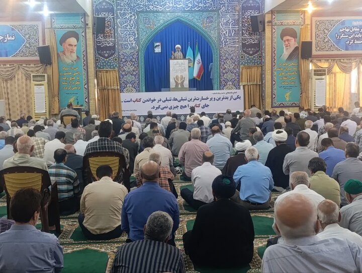 نمازجمعه امروز شهر بوشهر به روایت تصویر