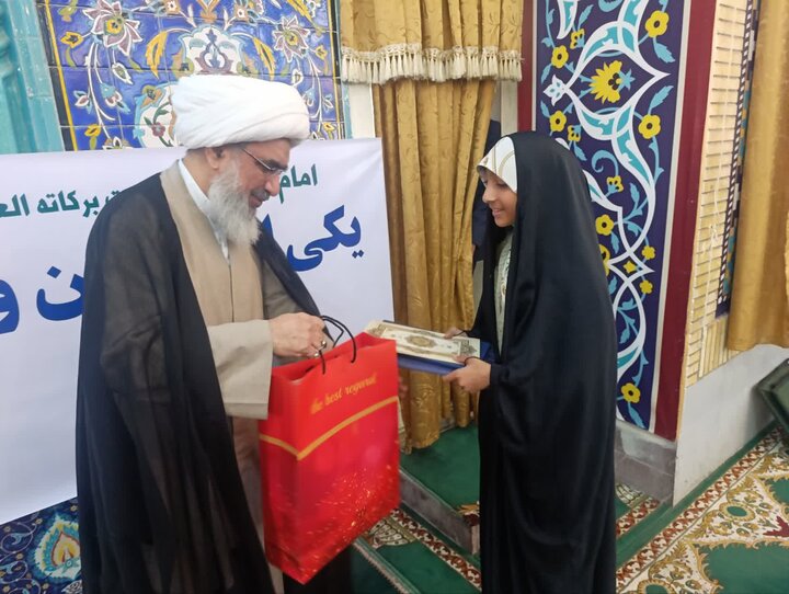 نمازجمعه امروز شهر بوشهر به روایت تصویر