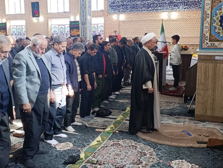 تصاویر/ اقامه نماز جمعه شهرستان نقده