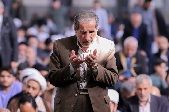 تصاویر/ اقامه نماز باران