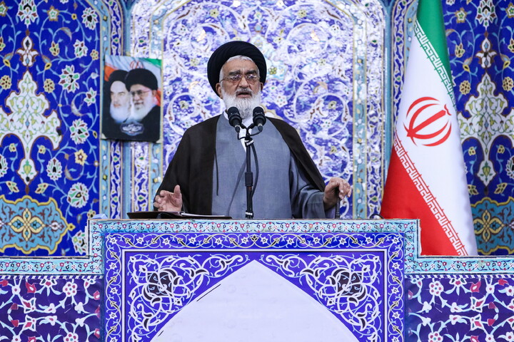 تصاویر/ اقامه نماز باران