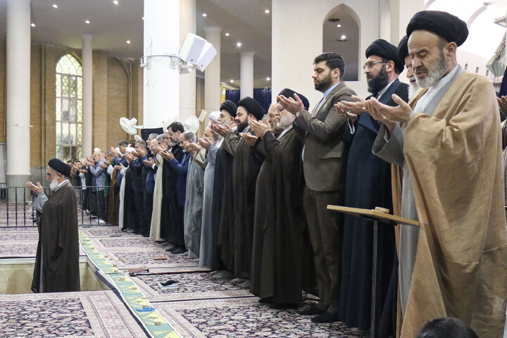 تصاویر/ اقامه نماز باران