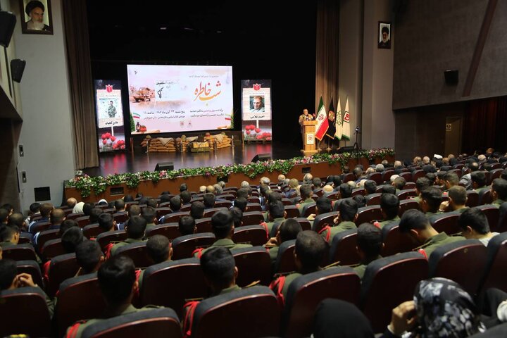 تصاویر/ ویژه‌برنامه شب خاطره به مناسبت سالگرد حماسه شکستن حصر و آزادسازی سوسنگرد