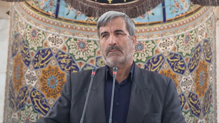 تصاویر/ اقامه نماز جمعه شهرستان شاهین دژ