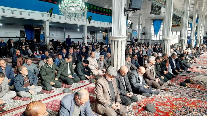 تصاویر/ اقامه نماز جمعه شهرستان شاهین دژ