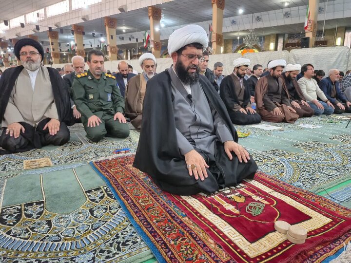 تصاویر/ نماز عبادی سیاسی جمعه در پاکدشت