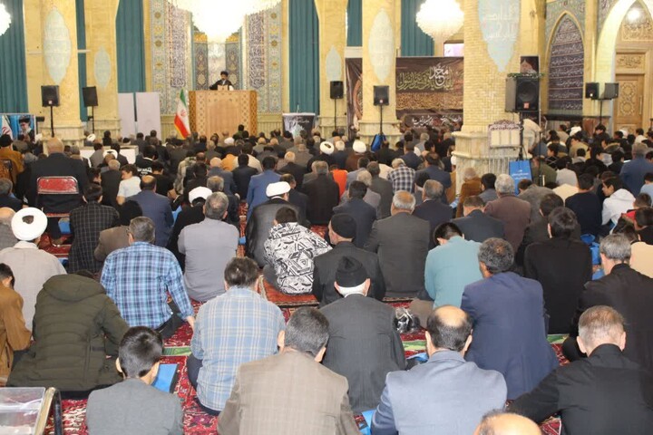 تصاویر/ اقامه نماز عبادی سیاسی جمعه در بناب