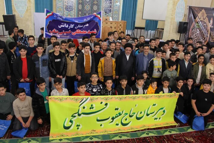 تصاویر/ اقامه نماز عبادی سیاسی جمعه در بناب