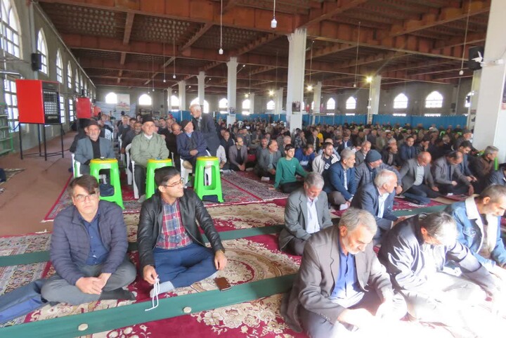 تصاویر/ اقامه نماز عبادی سیاسی جمعه در سراب