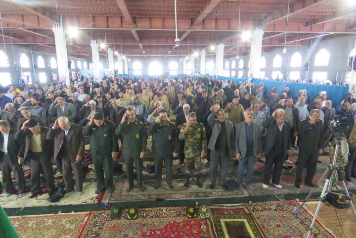 تصاویر/ اقامه نماز عبادی سیاسی جمعه در سراب