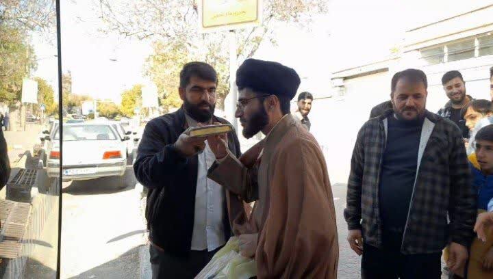 تصاویر/اعزام طلاب مدرسه علمیه امام صادق (ع) بیجار به زیارت حرم رضوی