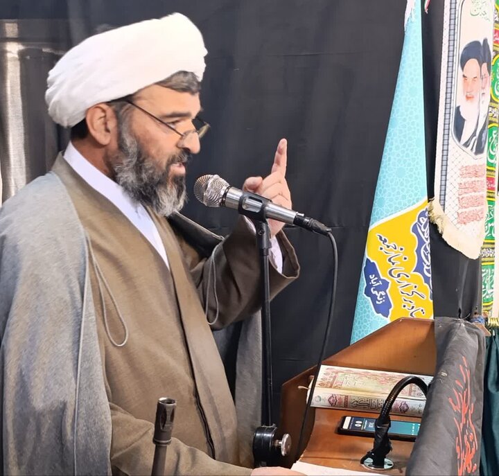 تصاویر/ اقامه نماز جمعه شهر زنگی آباد