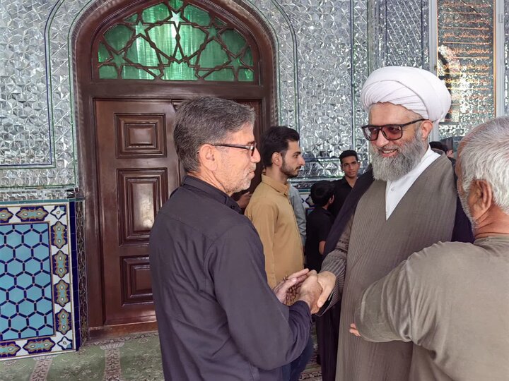 تصاویر/ اقامه نماز جمعه شهر شهداد