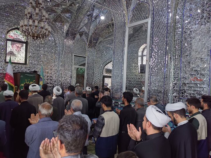 تصاویر/ اقامه نماز جمعه شهر شهداد