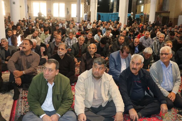 تصاویر / نماز جمعه شهر اقبالیه قزوین از نگاه دوربین