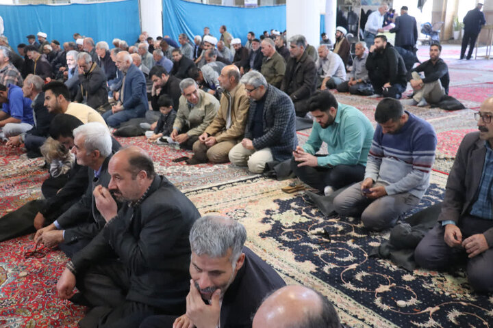 تصاویر / نماز جمعه شهر اقبالیه قزوین از نگاه دوربین