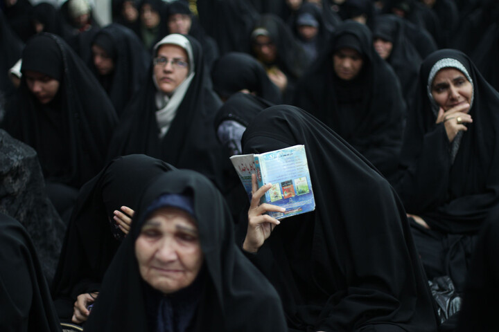 تصاویر| دعای ندبه در حسینیه جماران بیرجند