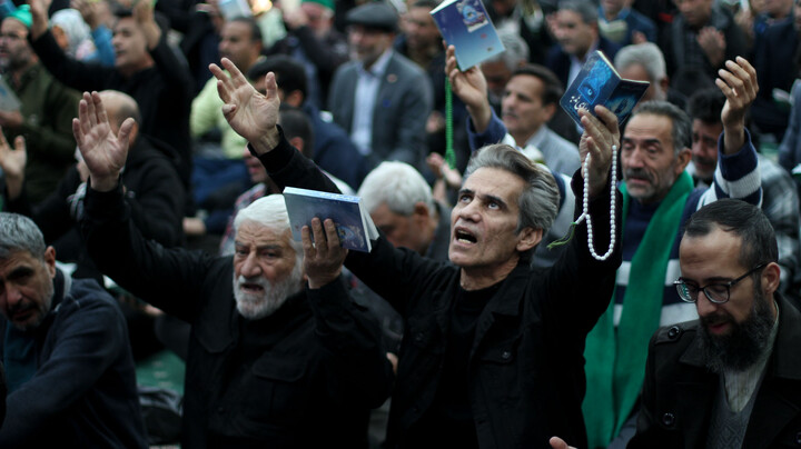 تصاویر| دعای ندبه در حسینیه جماران بیرجند