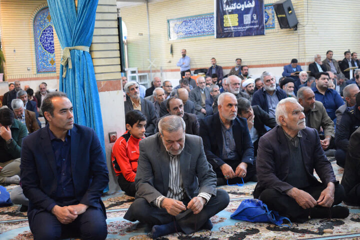 تصاویر/ اقامه نماز جمعه بیجار