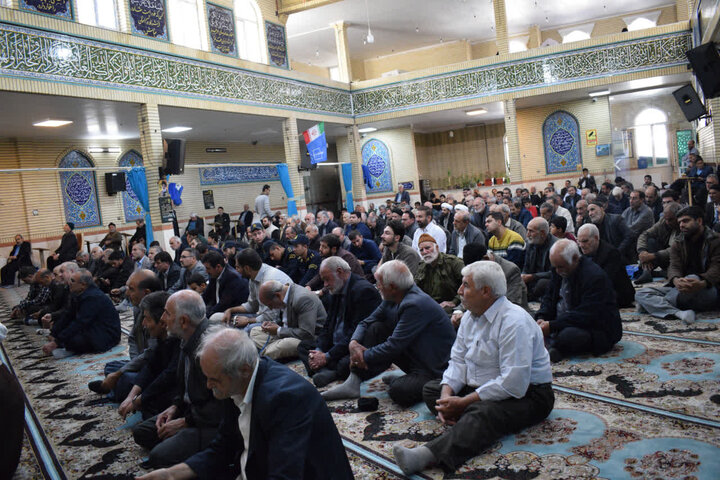 تصاویر/ اقامه نماز جمعه بیجار