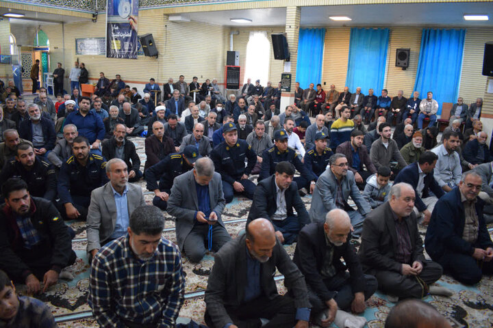 تصاویر/ اقامه نماز جمعه بیجار