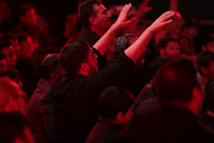 تصاویر/ مراسم عزاداری شهادت حضرت فاطمه زهرا(س)در حرم مطهر حضرت موسی مبرقع(ع)