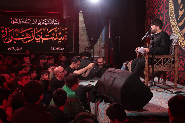 تصاویر/ مراسم عزاداری شهادت حضرت فاطمه زهرا(س)در حرم مطهر حضرت موسی مبرقع(ع)