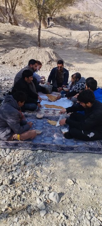 تصاویر/ کوهنوردی طلاب مدرسه علمیه آیت‌الله مدنی کاشانی(ره)