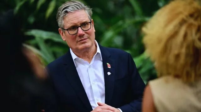 যুক্তরাজ্যের রাজনীতিতে অস্থিরতা, অপসারণের আশঙ্কায় স্টারমার 