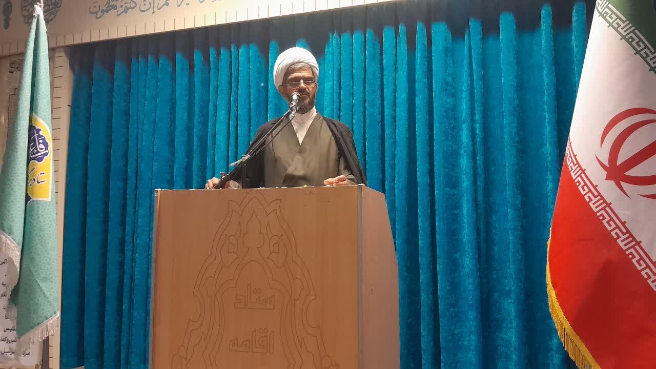 راه رسیدن به ایران قوی، تکیه بر توان داخلی و رهایی از وابستگی به خارج است