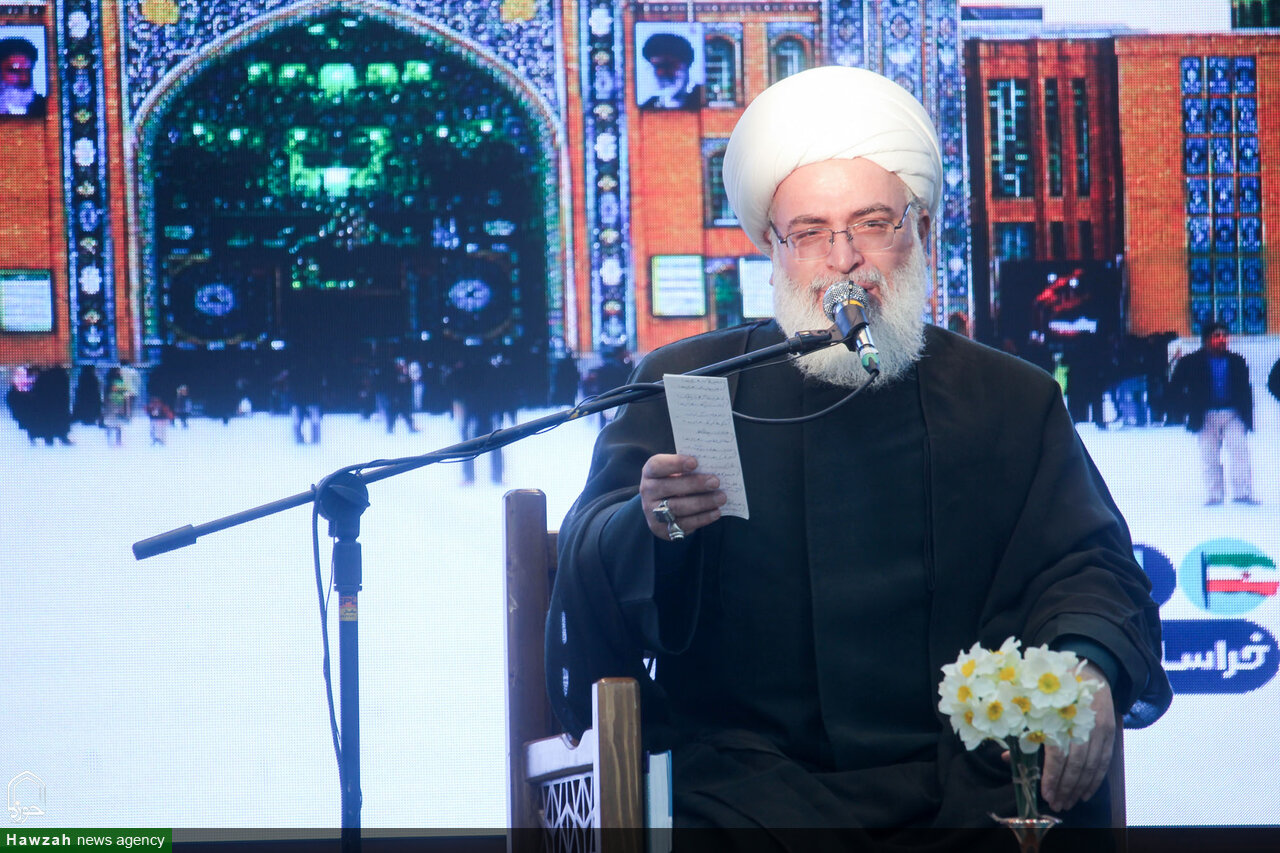 راه نجات بشریت الگوبرداری از سبک زندگی فاطمی