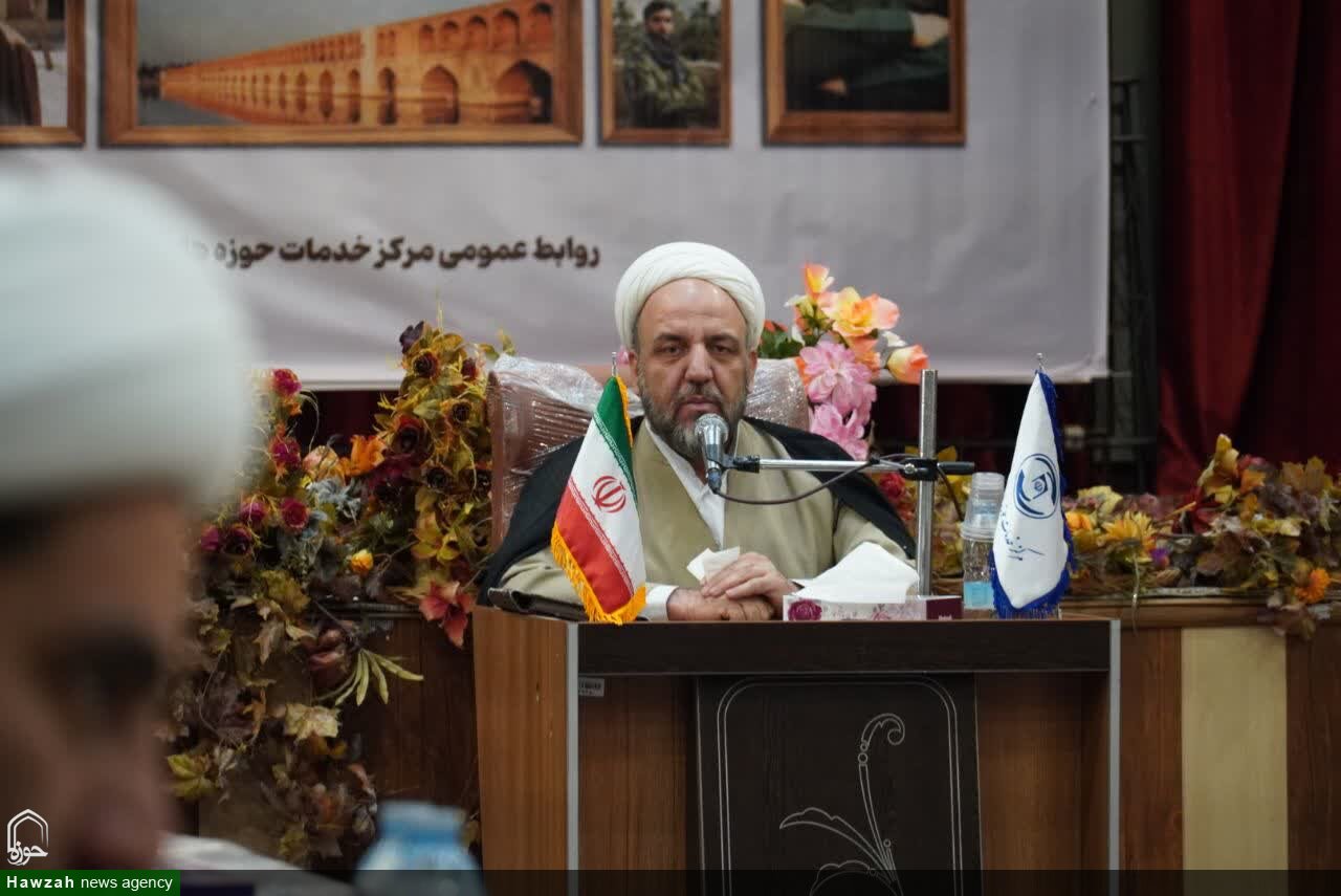 برگزاری سومین نشست آموزشی معاونین معیشت و خانواده مرکز خدمات حوزه