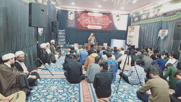 روحانیت همیشه در خط مقدم دفاع از اسلام بوده است