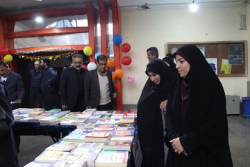 تصاویر/ افتتاح نمایشگاه کتاب لرستان