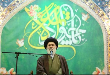 «بصیرت و تواضع» کلید دستیابی به مقامات معنوی است