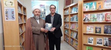 «کتاب» نردبانی برای تعالی انسان است