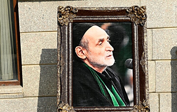 تصاویر/ مراسم تشییع و خاکسپاری پیکر ذاکر پیشکسوت اهل بیت(ع)