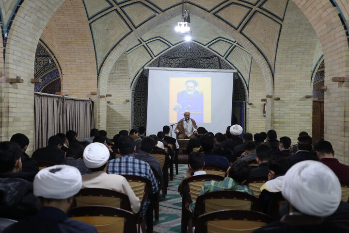 تصاویر|نشست علمی «المیزان و مهدویت»