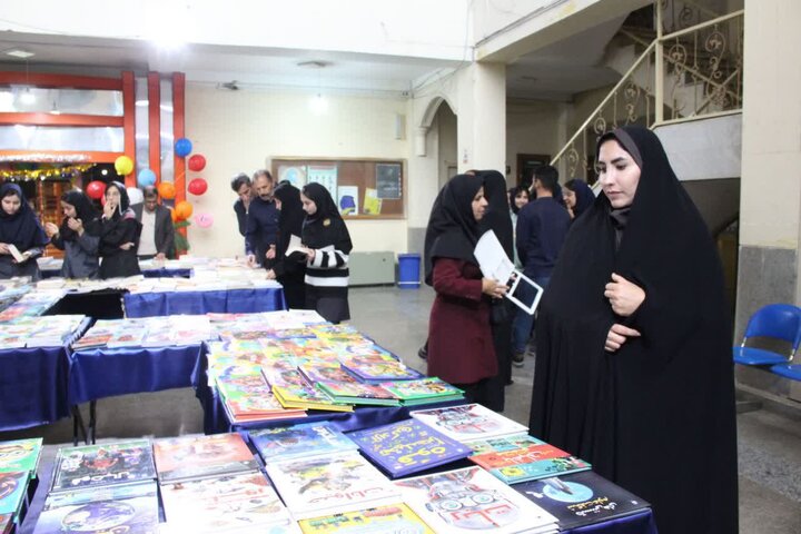 تصاویر/افتتاح نمایشگاه کتاب لرستان