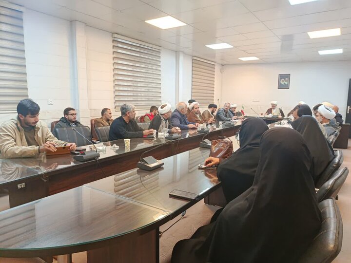 تصاویر/جلسه هماهنگی برنامه های اعتکاف مساجد شهرستان