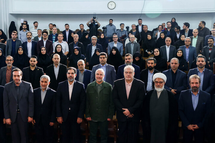 تصاویر/ گرامیداشت روز کتاب، کتابدار و کتابخوانی با حضور قالیباف