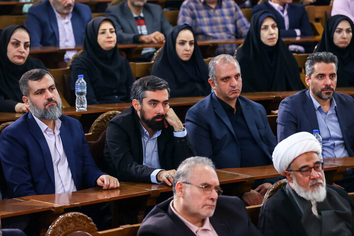 تصاویر/ گرامیداشت روز کتاب، کتابدار و کتابخوانی با حضور قالیباف