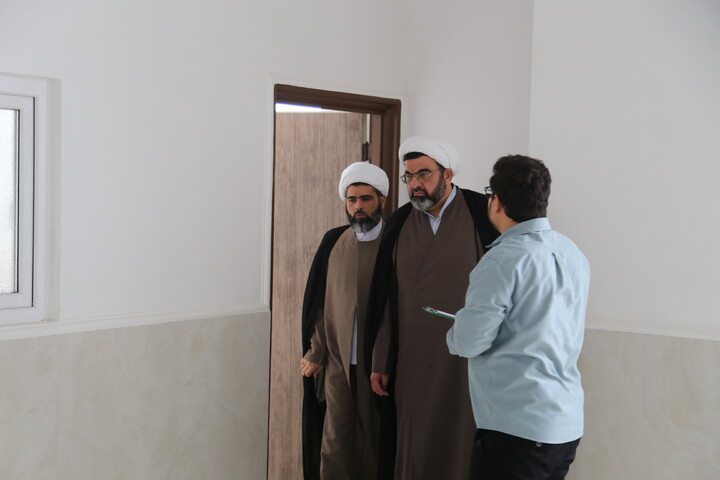 تصاویر/بازدید مدیر برنامه و بودجه دفتر برنامه‌ریزی و نظارت حوزه‌های علمیه از ساختمان حضرت بقیه الله الاعظم(عج)مدیریت حوزه علمیه خوزستان