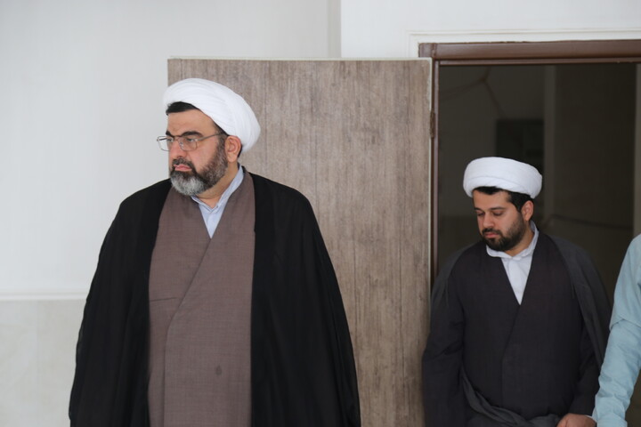 تصاویر/بازدید مدیر برنامه و بودجه دفتر برنامه‌ریزی و نظارت حوزه‌های علمیه از ساختمان حضرت بقیه الله الاعظم(عج)مدیریت حوزه علمیه خوزستان